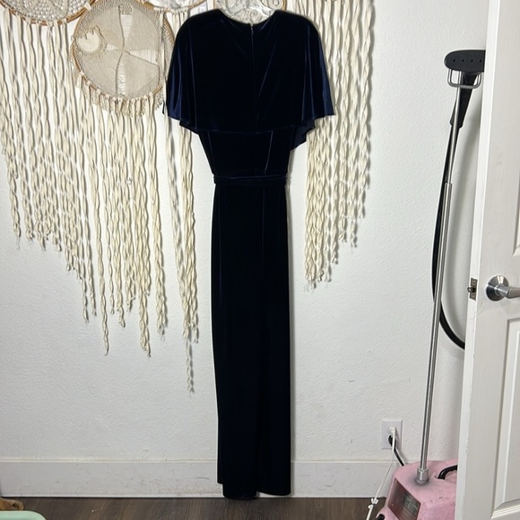 Alex Marie Beth Navy Velvet Jumpsuit Size 14 Faux Wrap Cap Sleeve - Picture 6 of 11